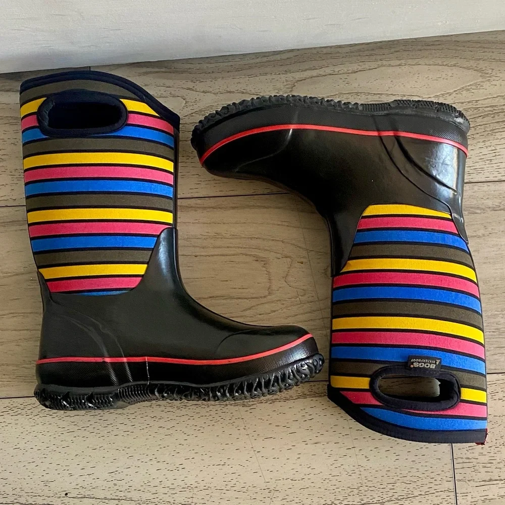 Bogs Girl’s Classic Striped Waterproof Winter Snow Boots